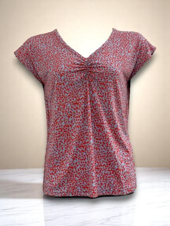 SC04218 -  Rouge Bloom V-Neck Top